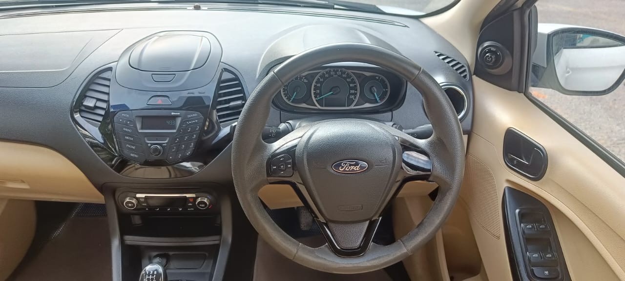 2018 Ford Figo Aspire 1.2P Titanium MT BS IV