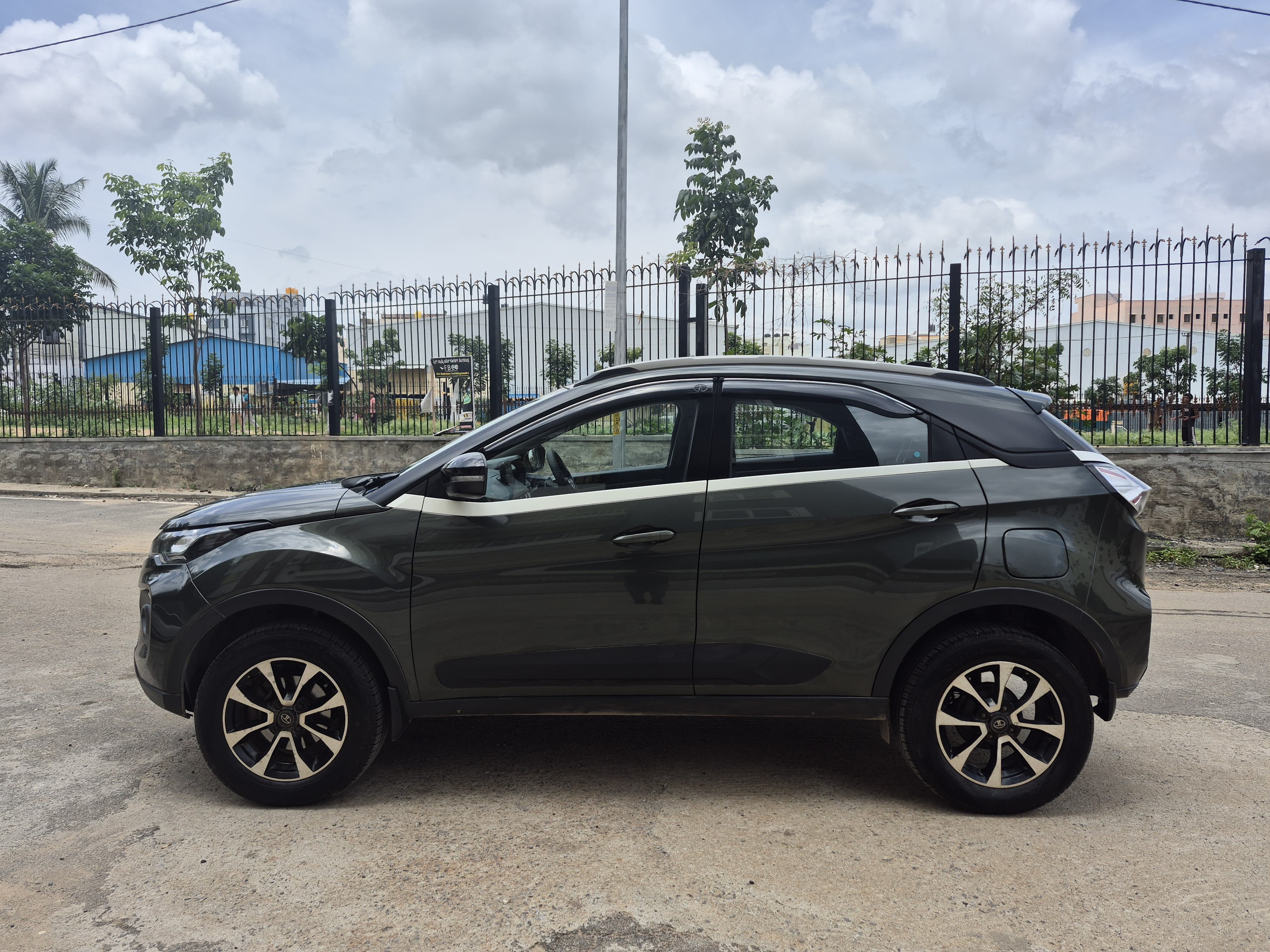2020 Tata Nexon Revotron XZA Plus AMT