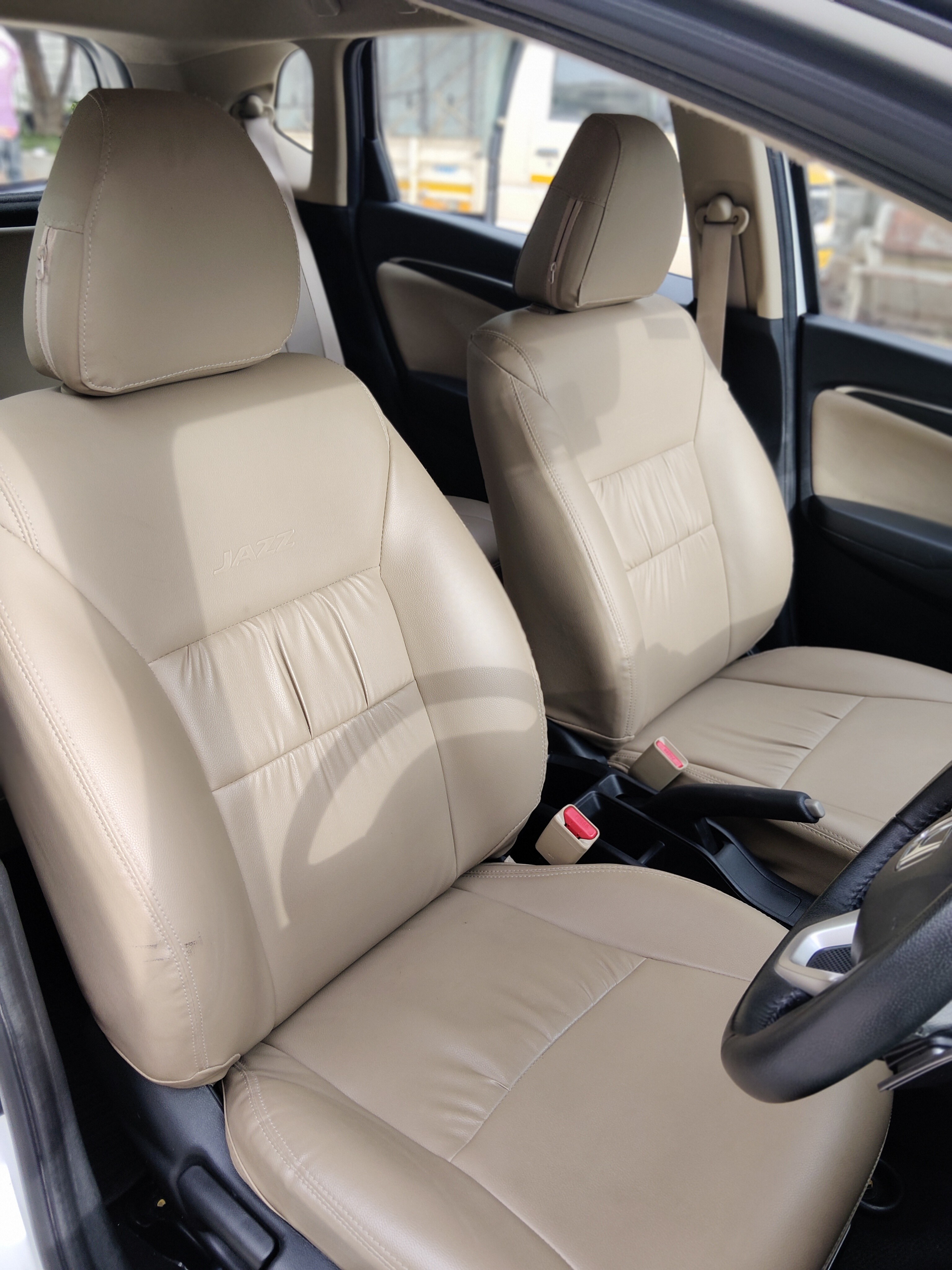 2016 Honda Jazz V CVT Petrol BS IV