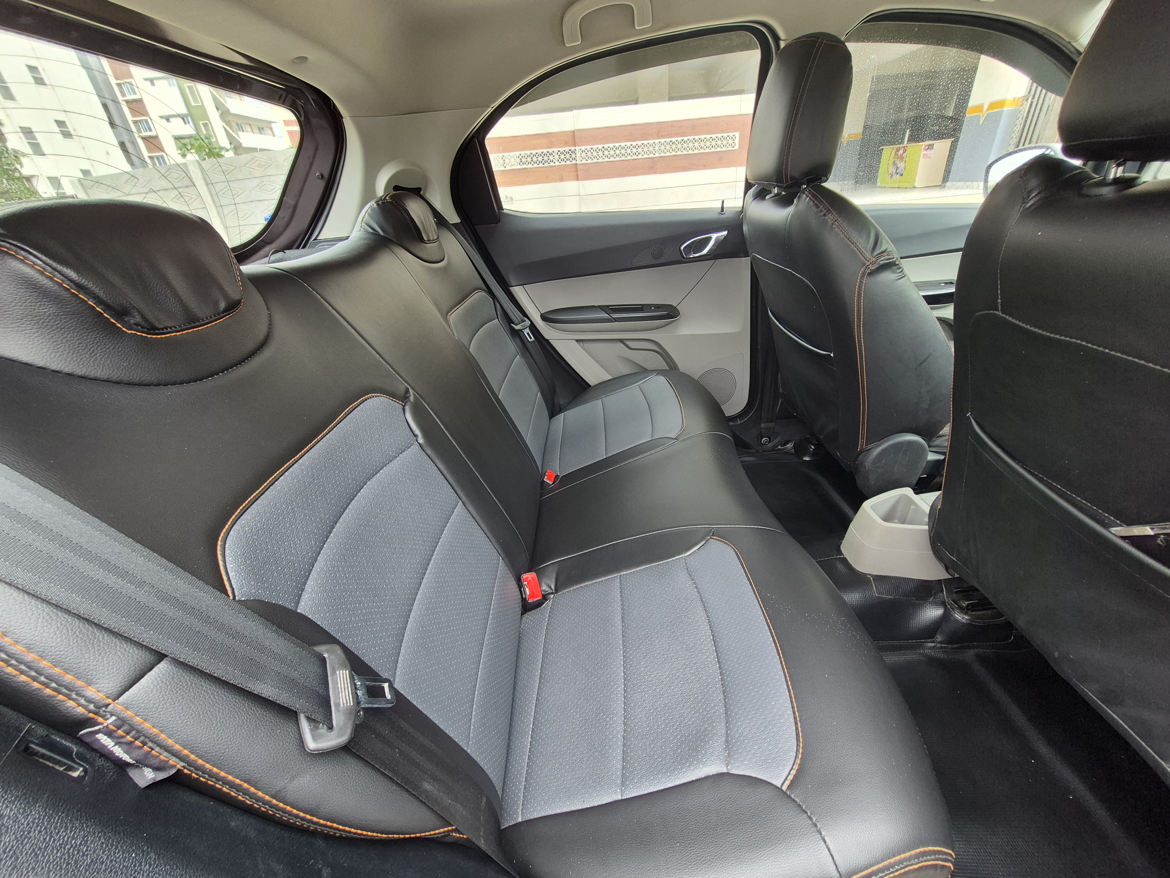 2017 Tata Tiago Revotron XZ [2016-2022]