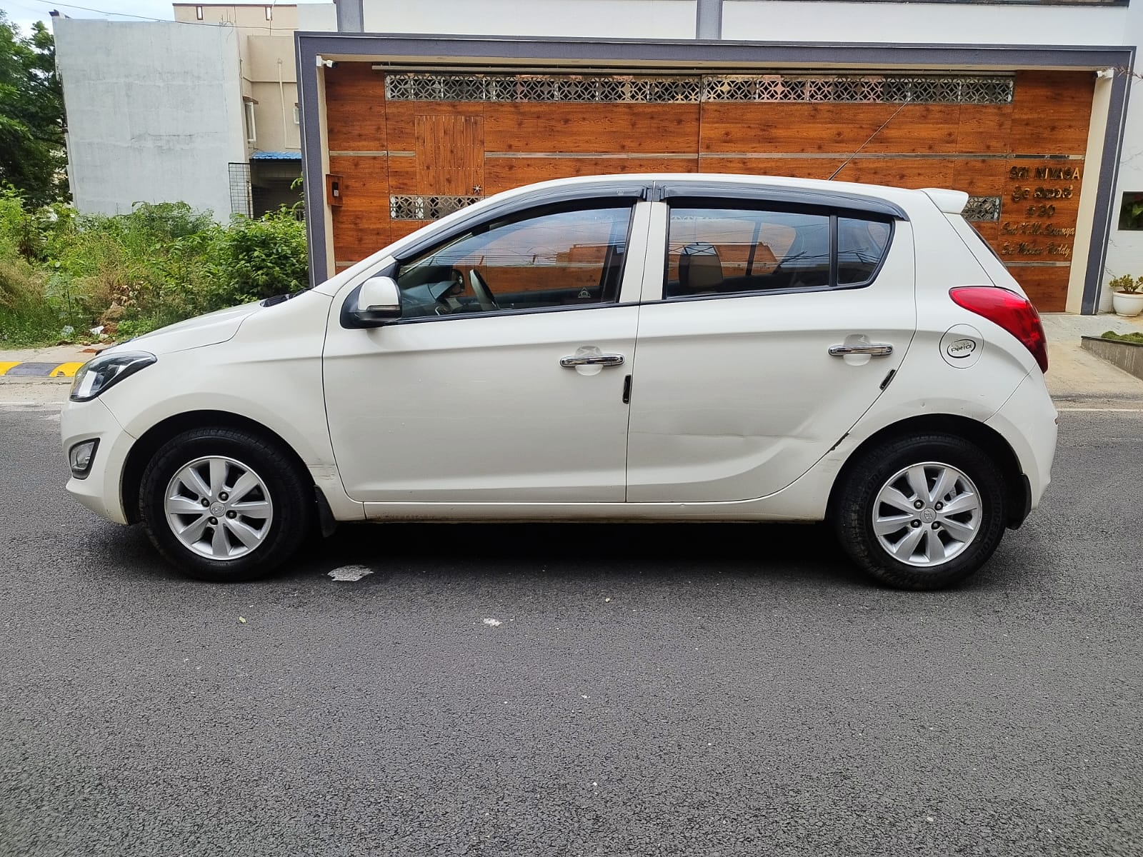 2012 Hyundai i20 1.2 Asta Petrol MT