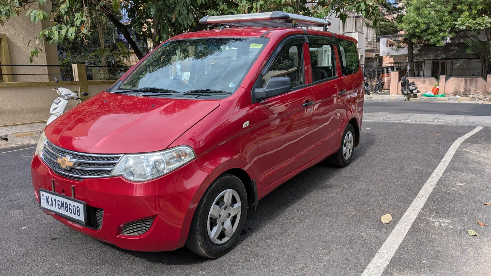 2013 Chevrolet Enjoy 1.3 TCDi LS 8 Seater