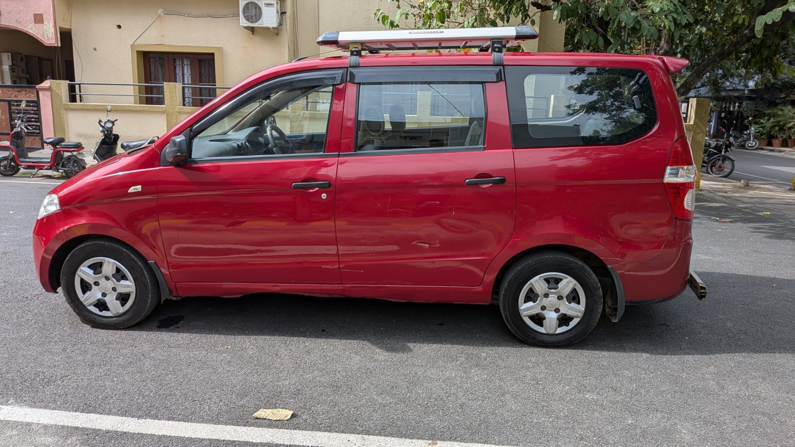 2013 Chevrolet Enjoy 1.3 TCDi LS 8 Seater