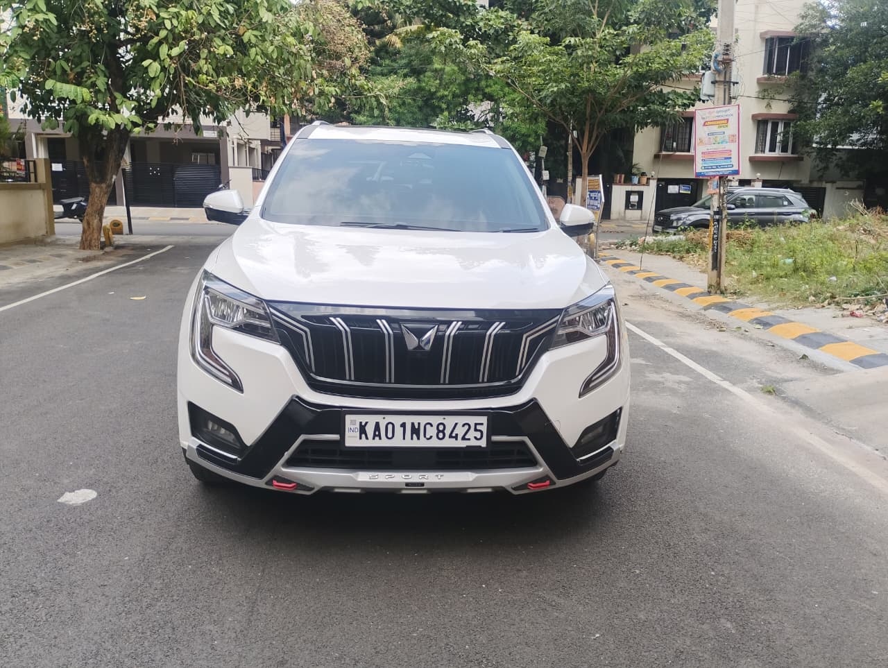 2024 Mahindra XUV700 MX Diesel MT 7 STR