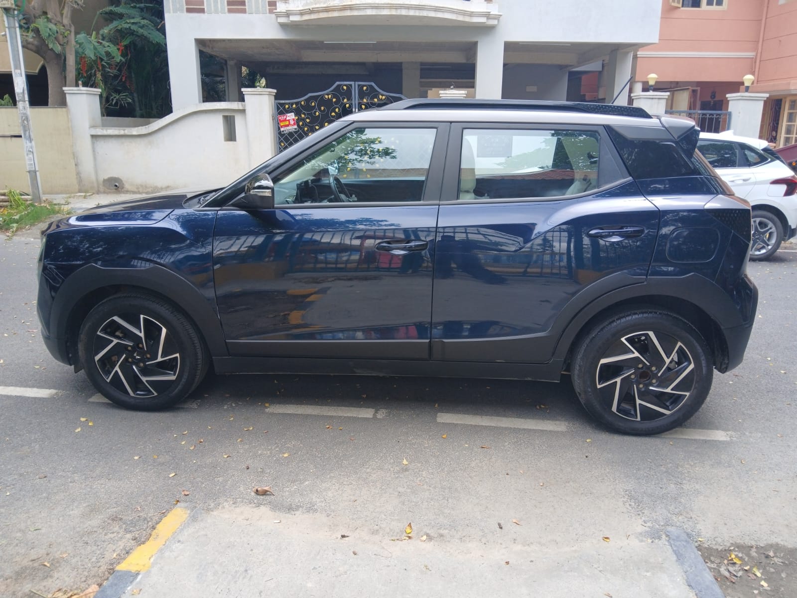 2024 Mahindra XUV 3XO AX7 1.2 TGDi AT