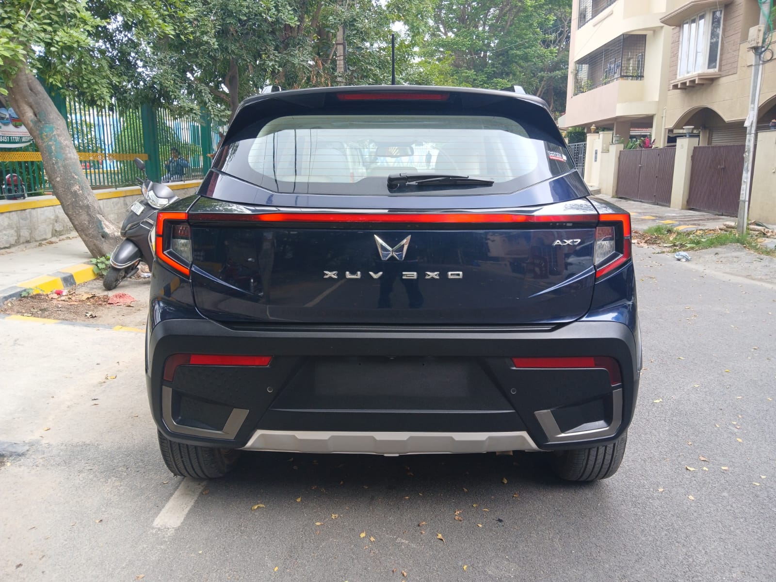 2024 Mahindra XUV 3XO AX7 1.2 TGDi AT