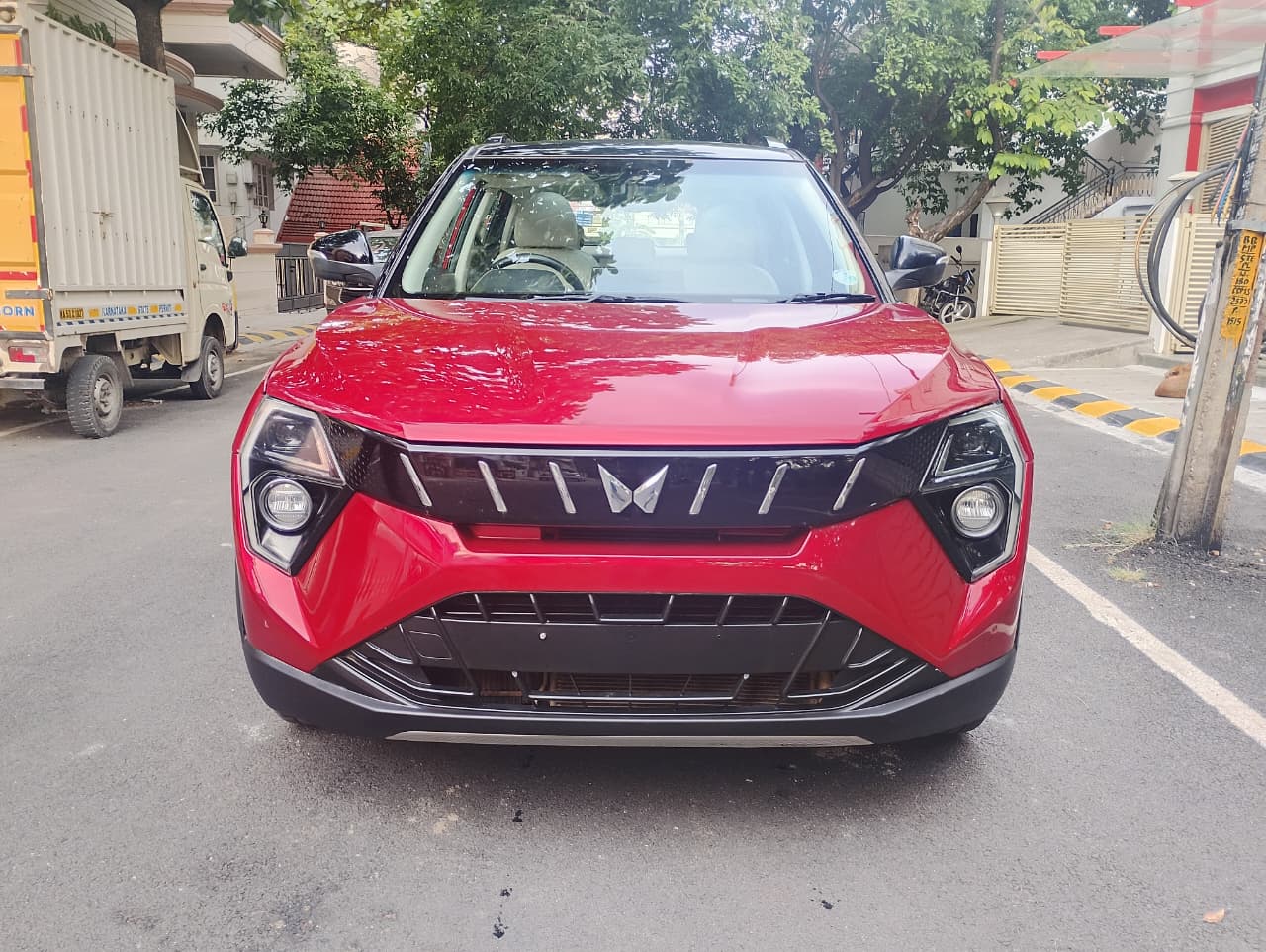 2024 Mahindra XUV 3XO AX7 1.2 TGDi AT