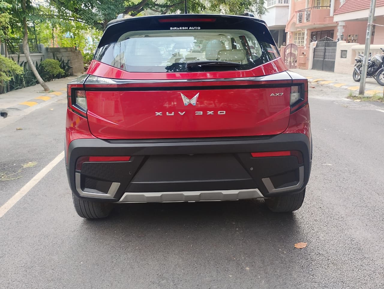 2024 Mahindra XUV 3XO AX7 1.2 TGDi AT