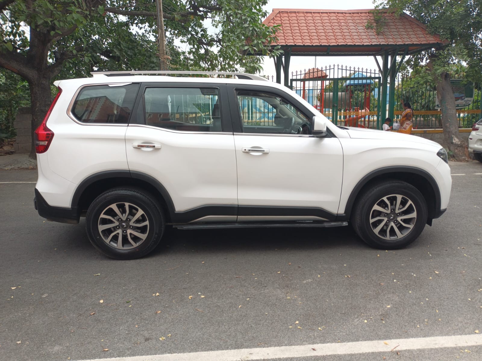 2024 Mahindra Scorpio-N Z8 L 7 STR AT Diesel [2022-2025]