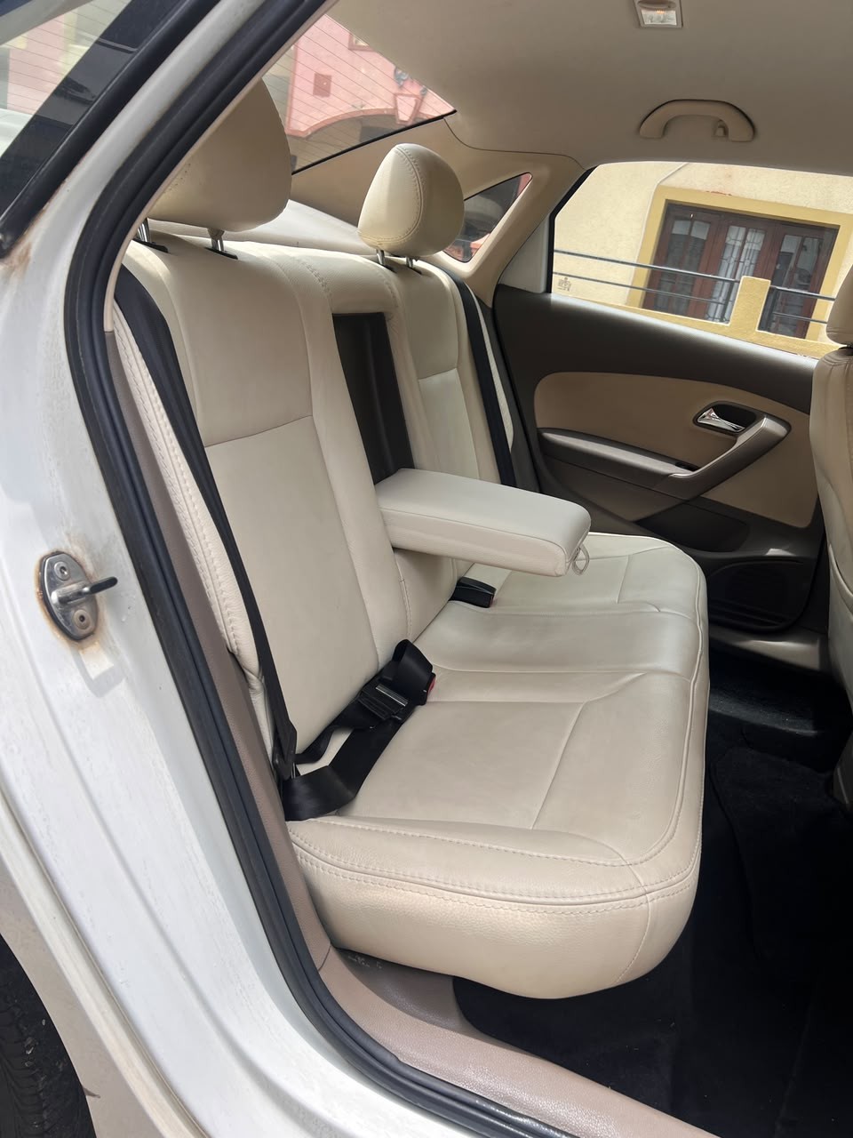 2014 Skoda Rapid 1.5 TDI CR Elegance AT