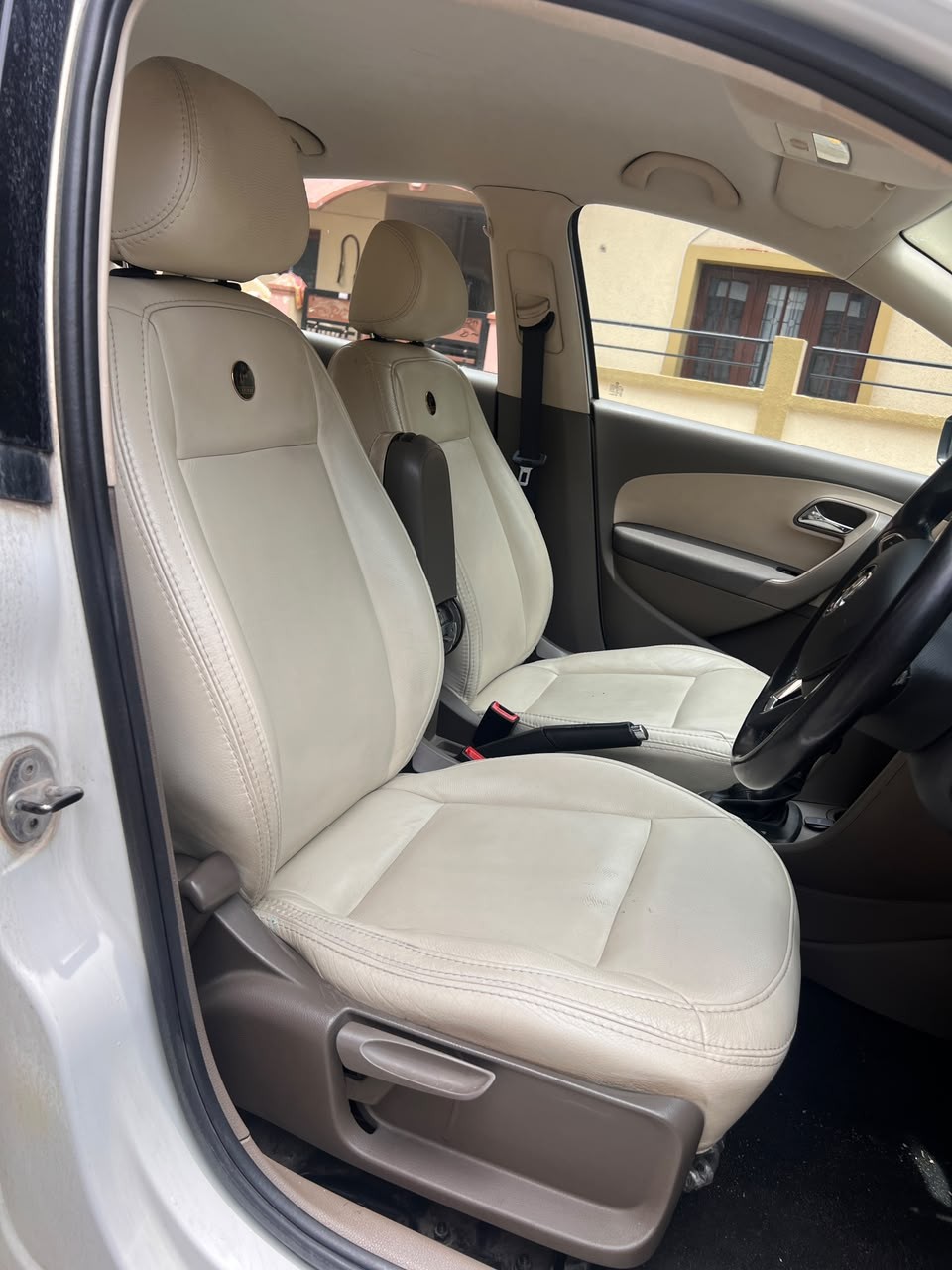 2014 Skoda Rapid 1.5 TDI CR Elegance AT