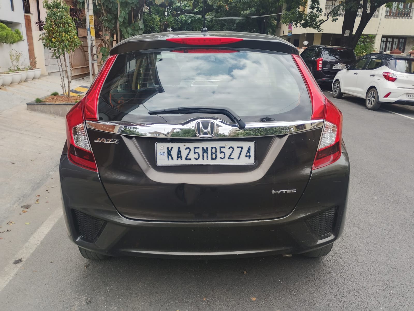 2016 Honda Jazz V CVT Petrol BS IV