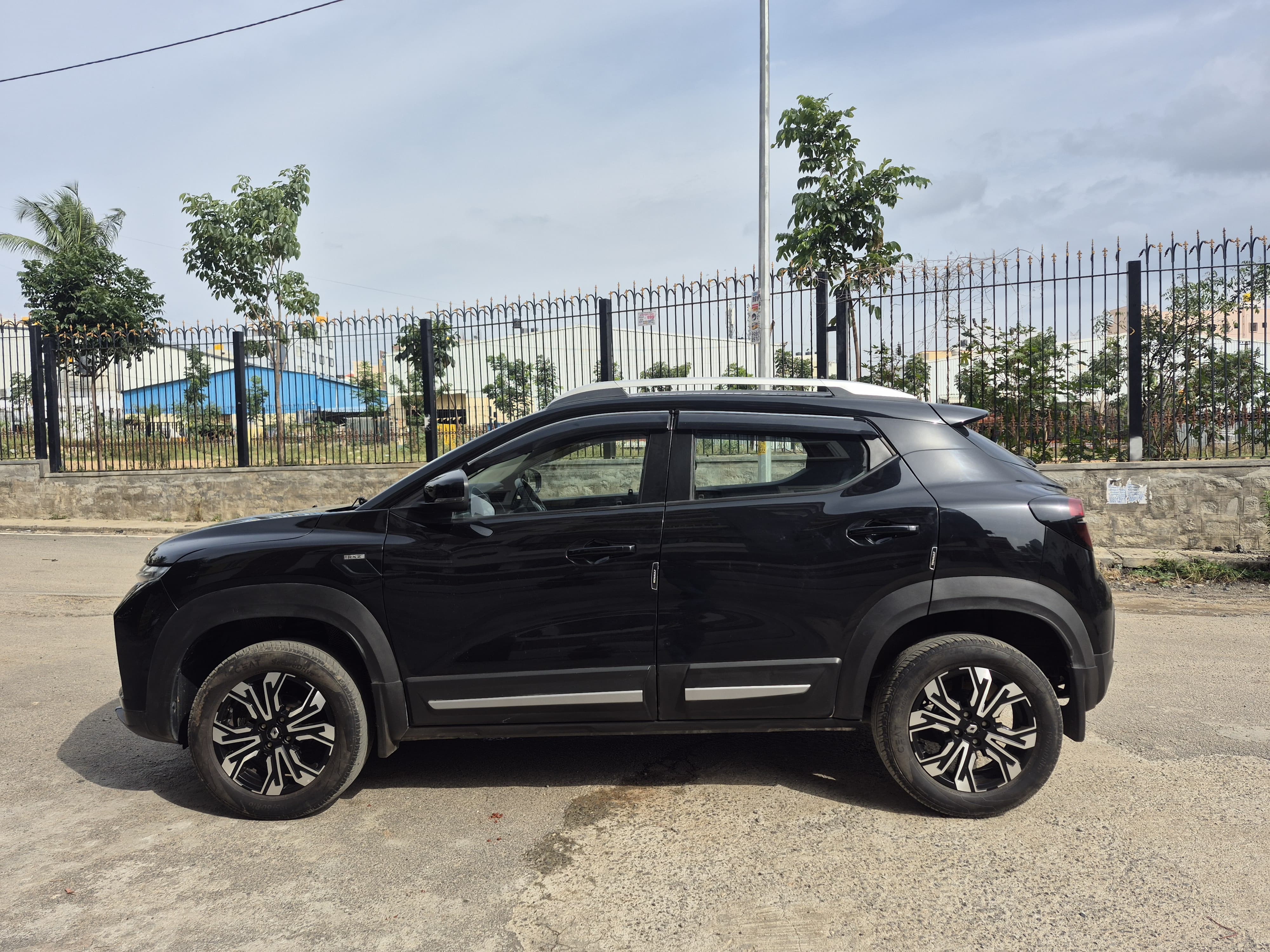 2023 Renault Kiger RXZ MT [2021-2025]