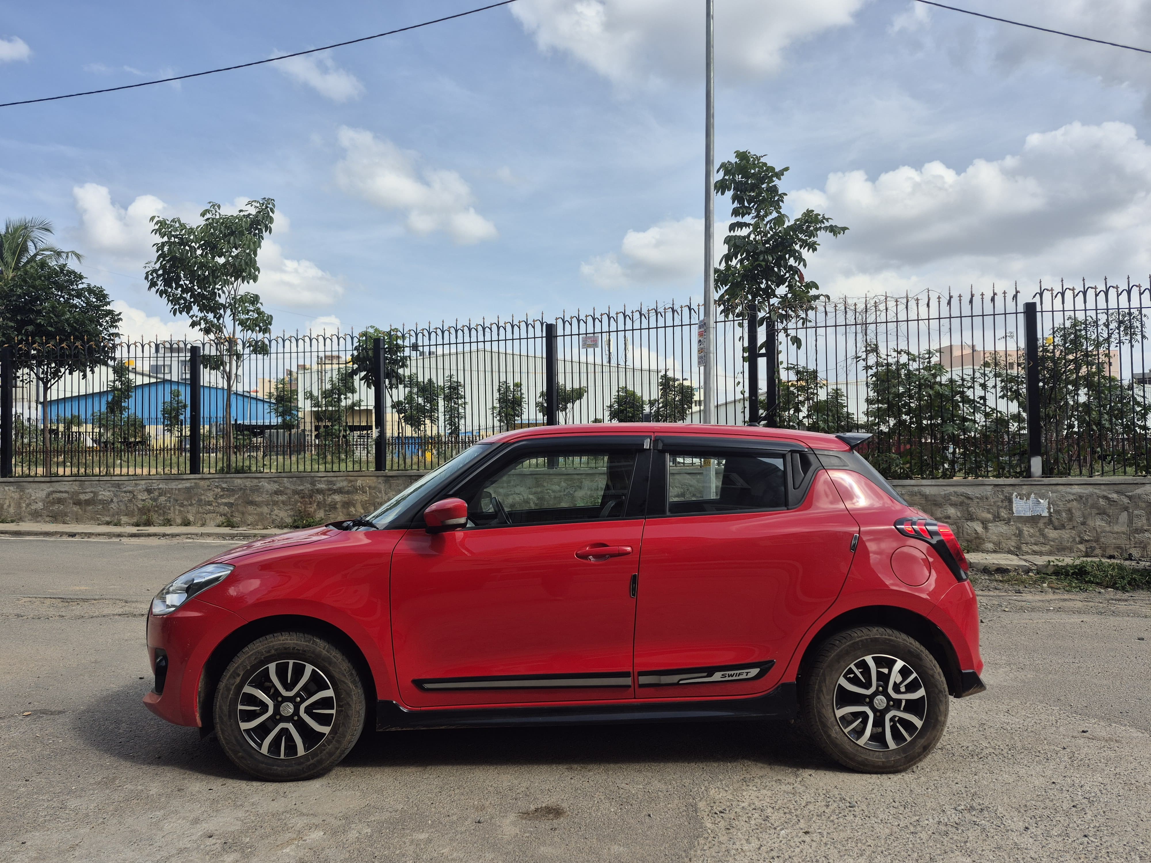 2023 Maruti Suzuki Swift VXI AGS BS IV