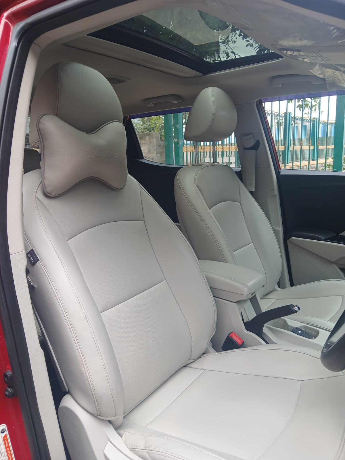 2022 Mahindra XUV300 W8 (O) Petrol