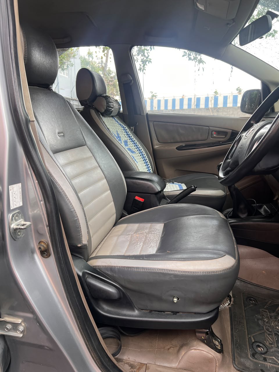 2016 Toyota Innova 2.5 E