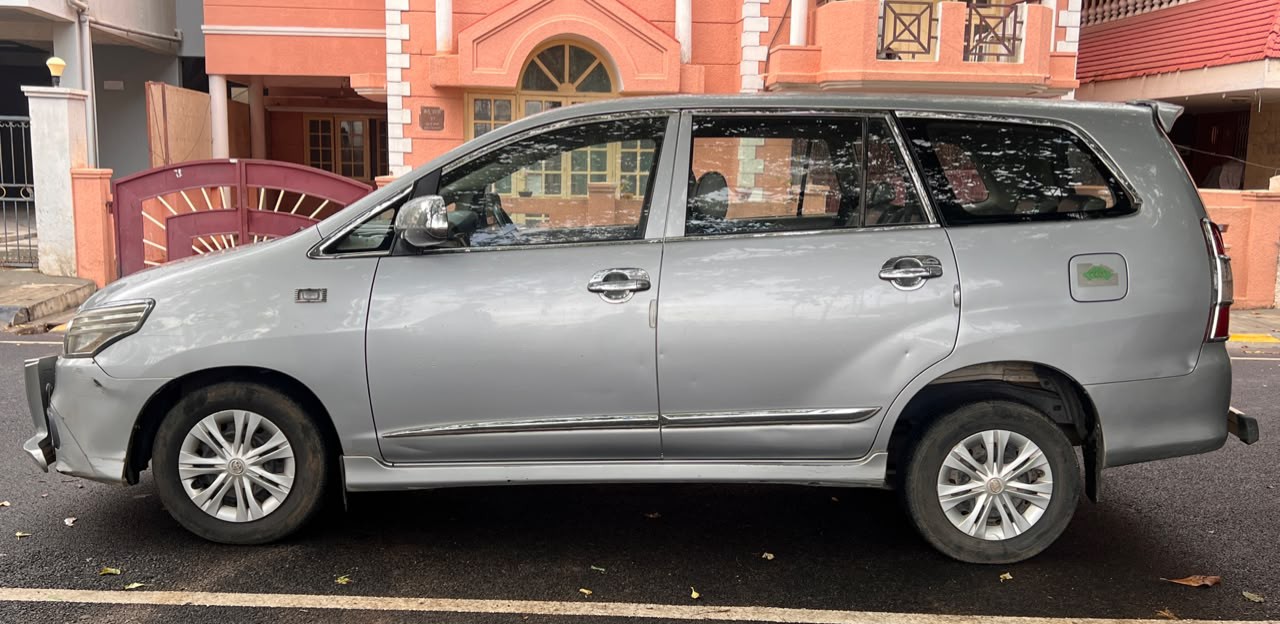 2016 Toyota Innova 2.5 E