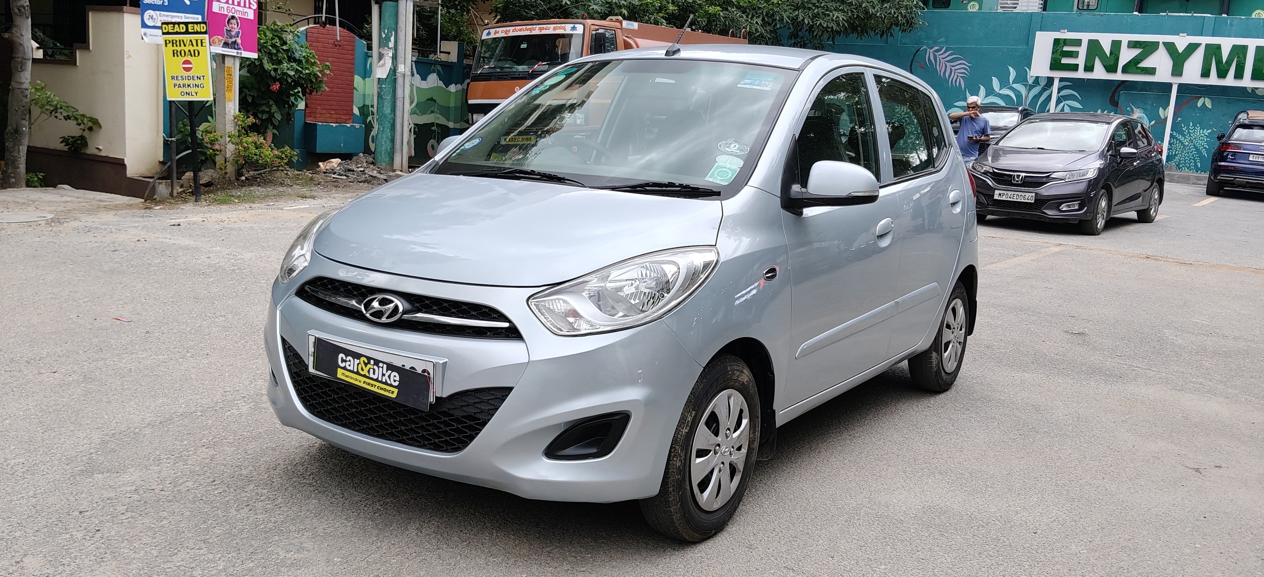 2011 Hyundai i10 1.2 Sportz MT