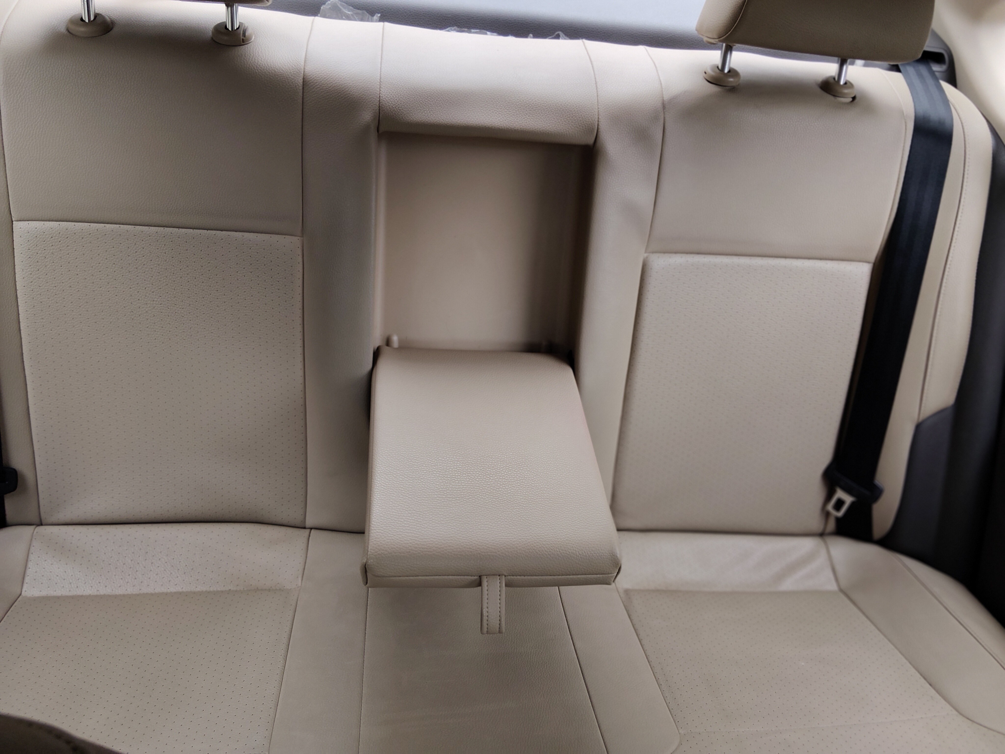 2016 Volkswagen Vento 1.2 L TSI Highline Petrol AT BS IV