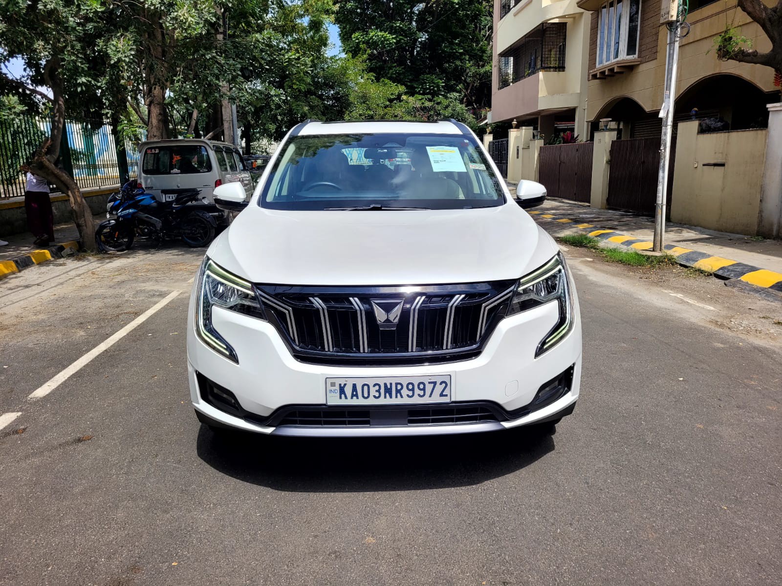 2023 Mahindra XUV700 AX7 MT Diesel 7 STR