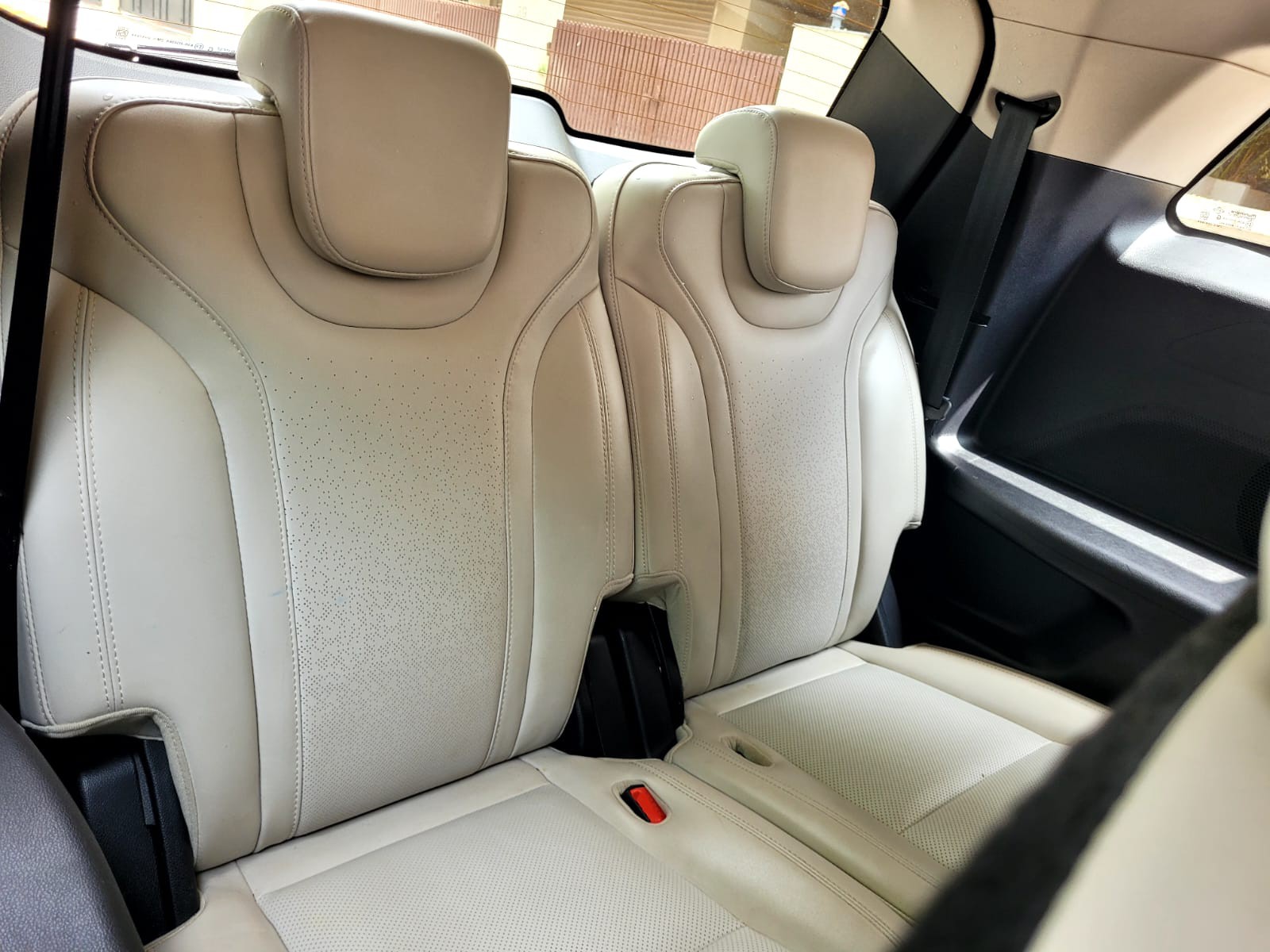 2023 Mahindra XUV700 AX7 MT Diesel 7 STR