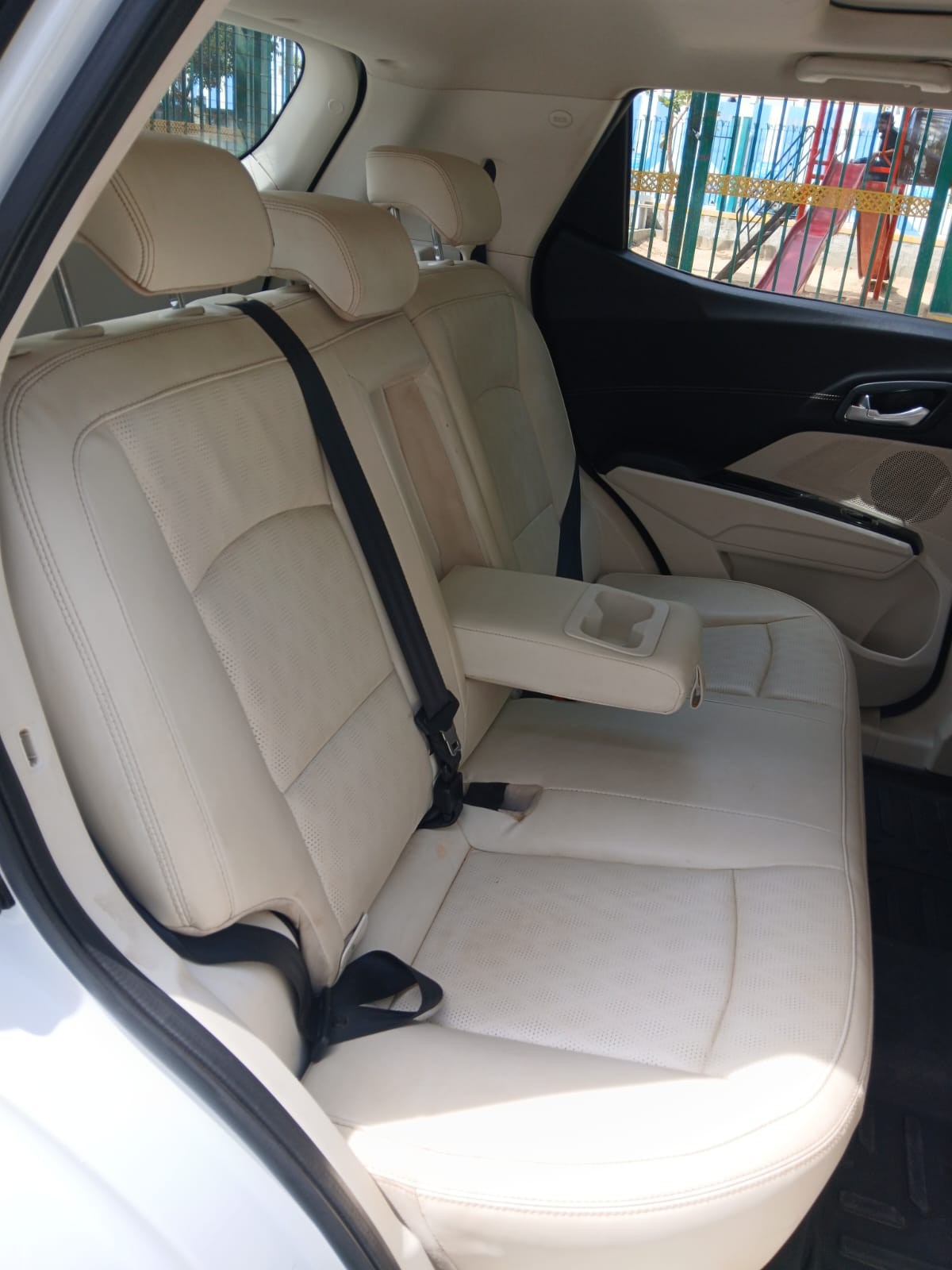 2024 Mahindra XUV 3XO MX2