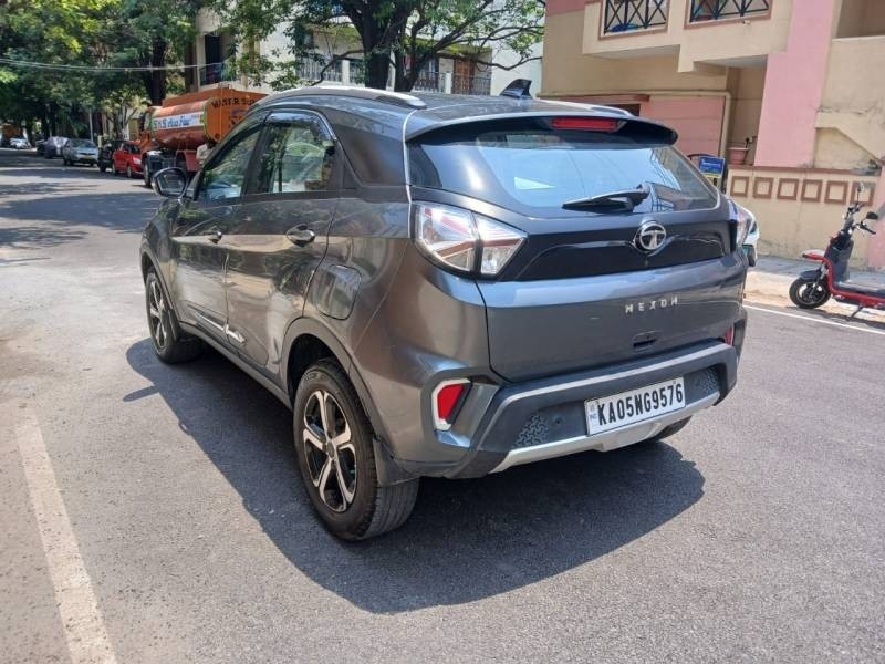 2023 Tata Nexon Revotron XZA Plus Luxs AMT