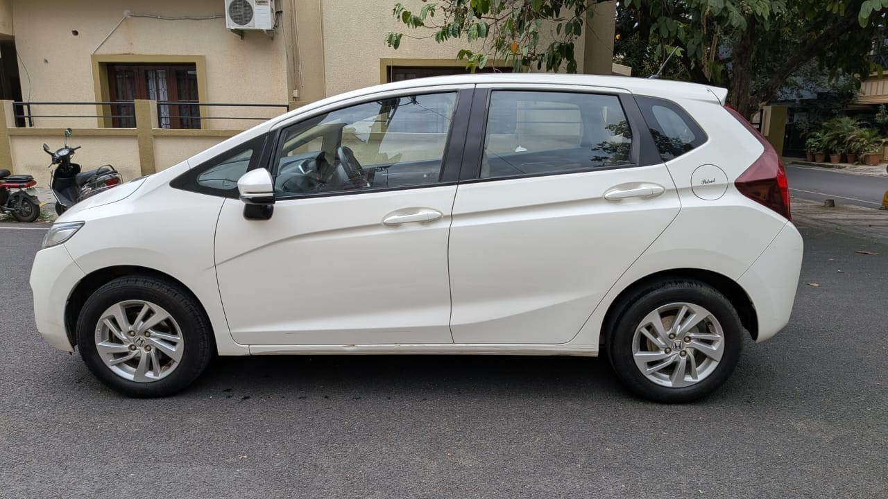 2015 Honda Jazz E MT Petrol