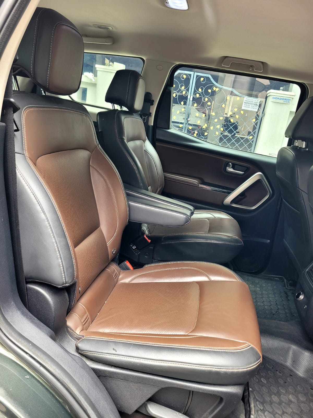 2023 Mahindra Scorpio-N Z8 L 6 STR AT Diesel [2022-2025]