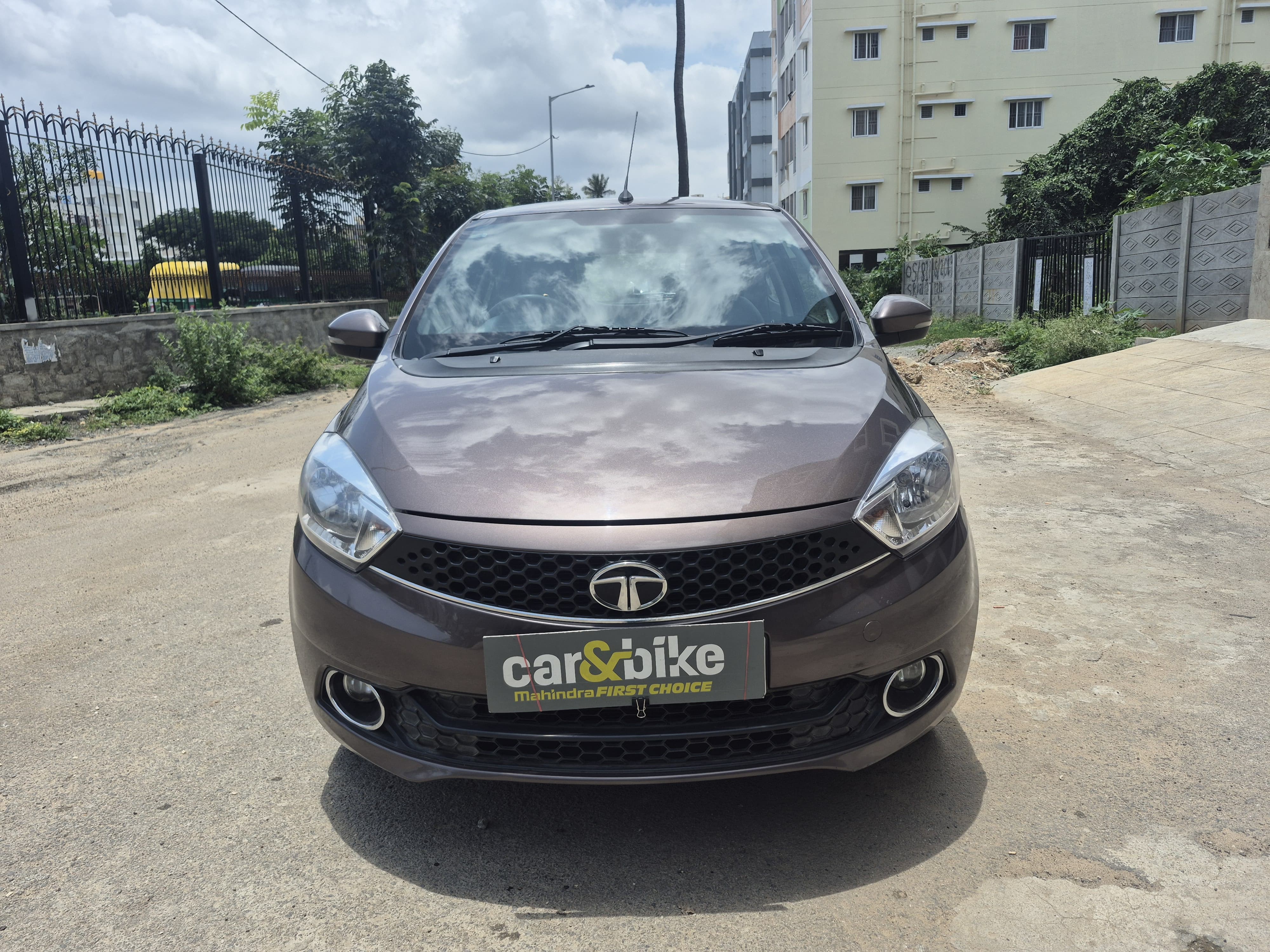 2018 Tata Tiago Revotron XZA AMT[2017-2022]