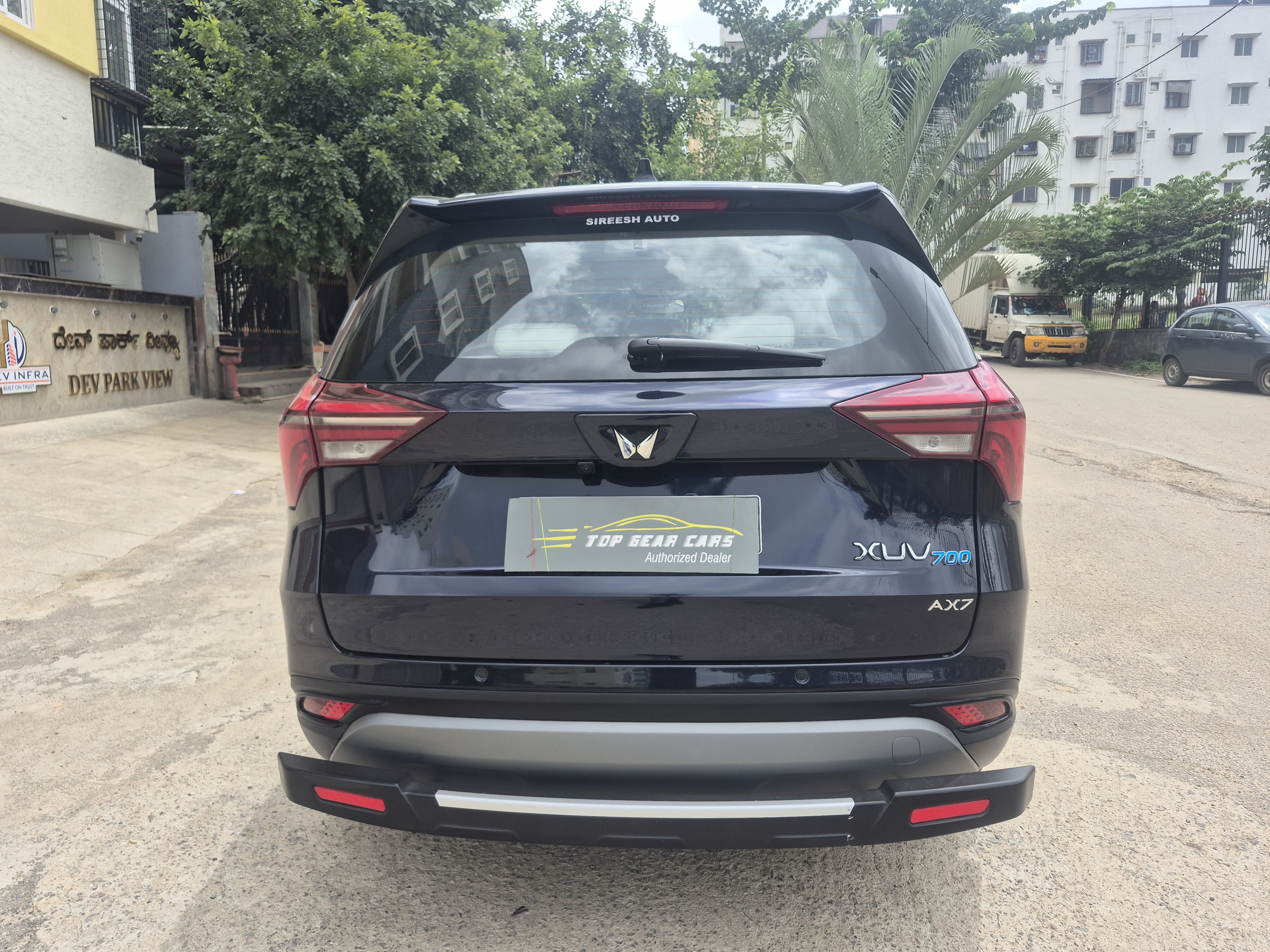 2024 Mahindra XUV700 AX7 AT Petrol 7 STR