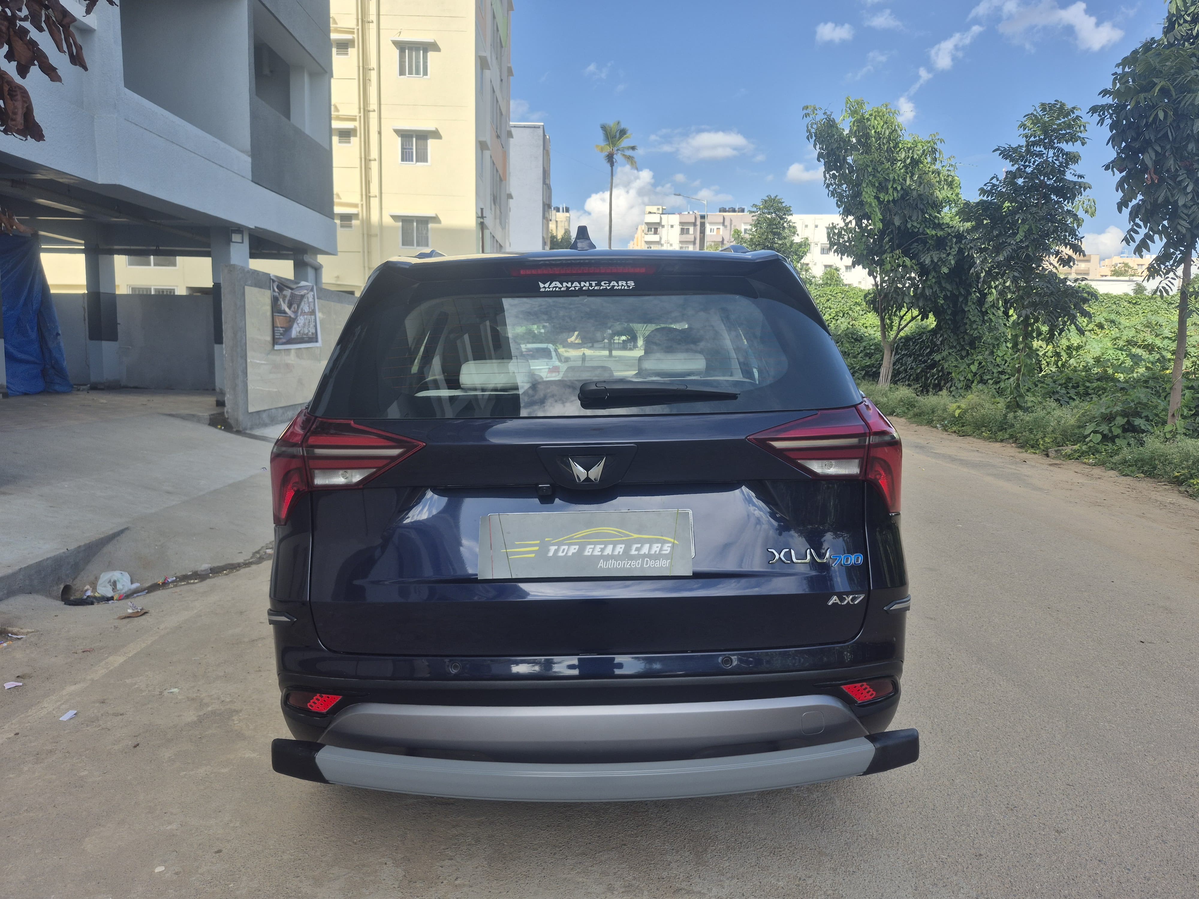 2024 Mahindra XUV700 AX7 MT Petrol 7 STR