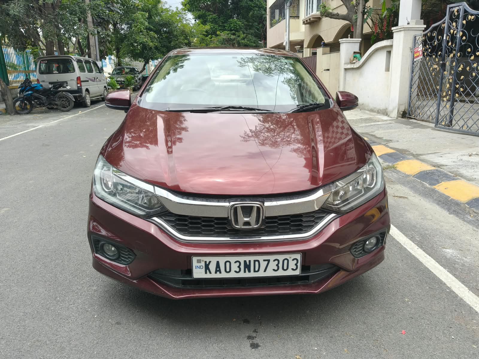 2018 Honda City V MT Petrol BS IV