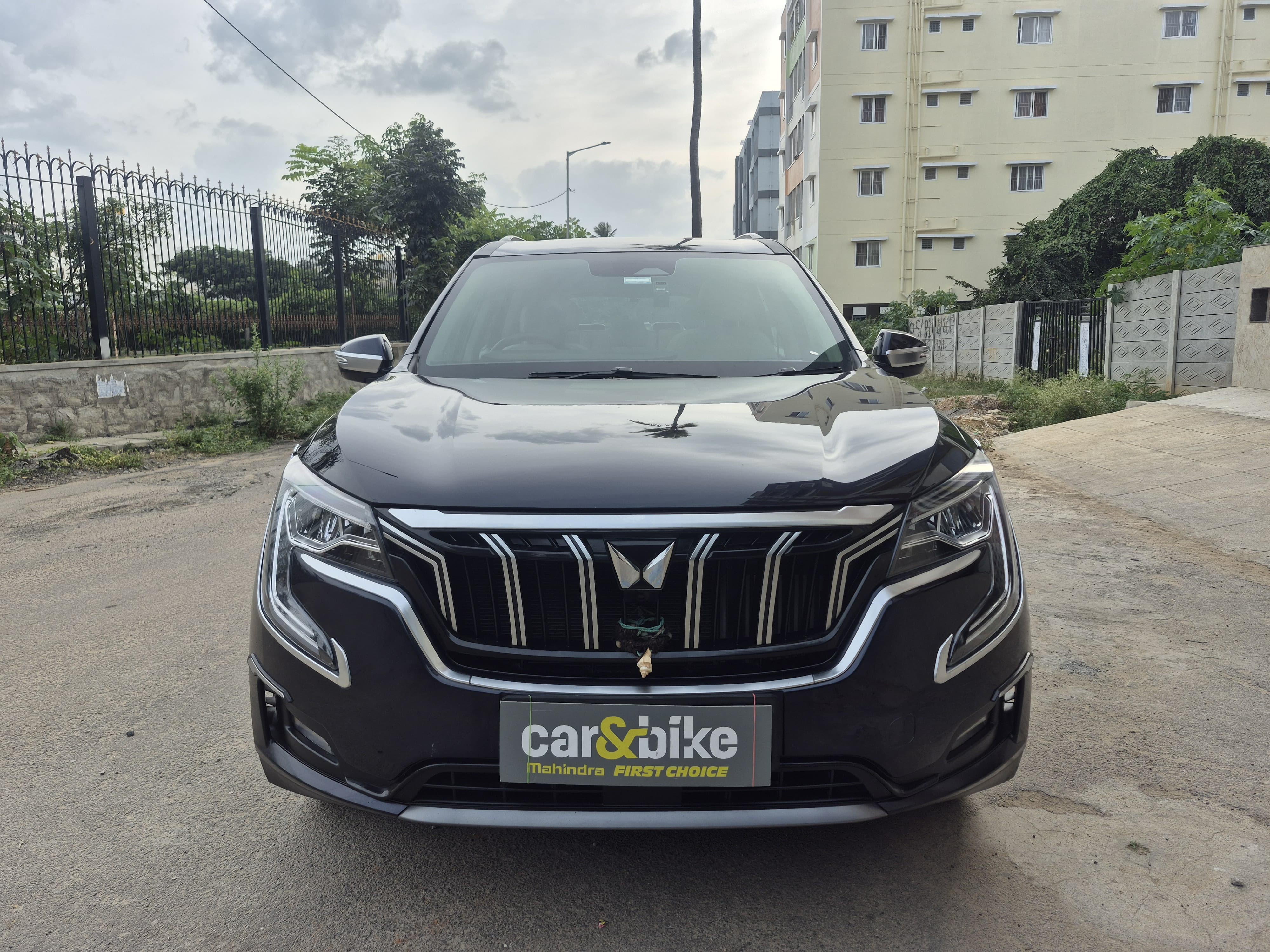 2024 Mahindra XUV700 AX7 MT Petrol 7 STR