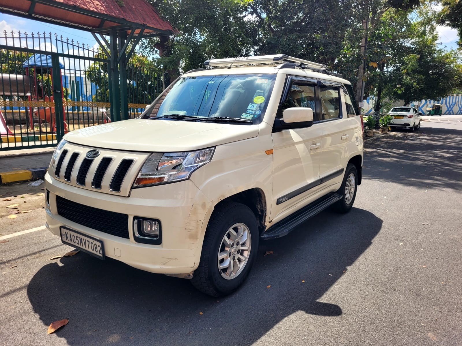 2017 Mahindra TUV300 T8 100HP