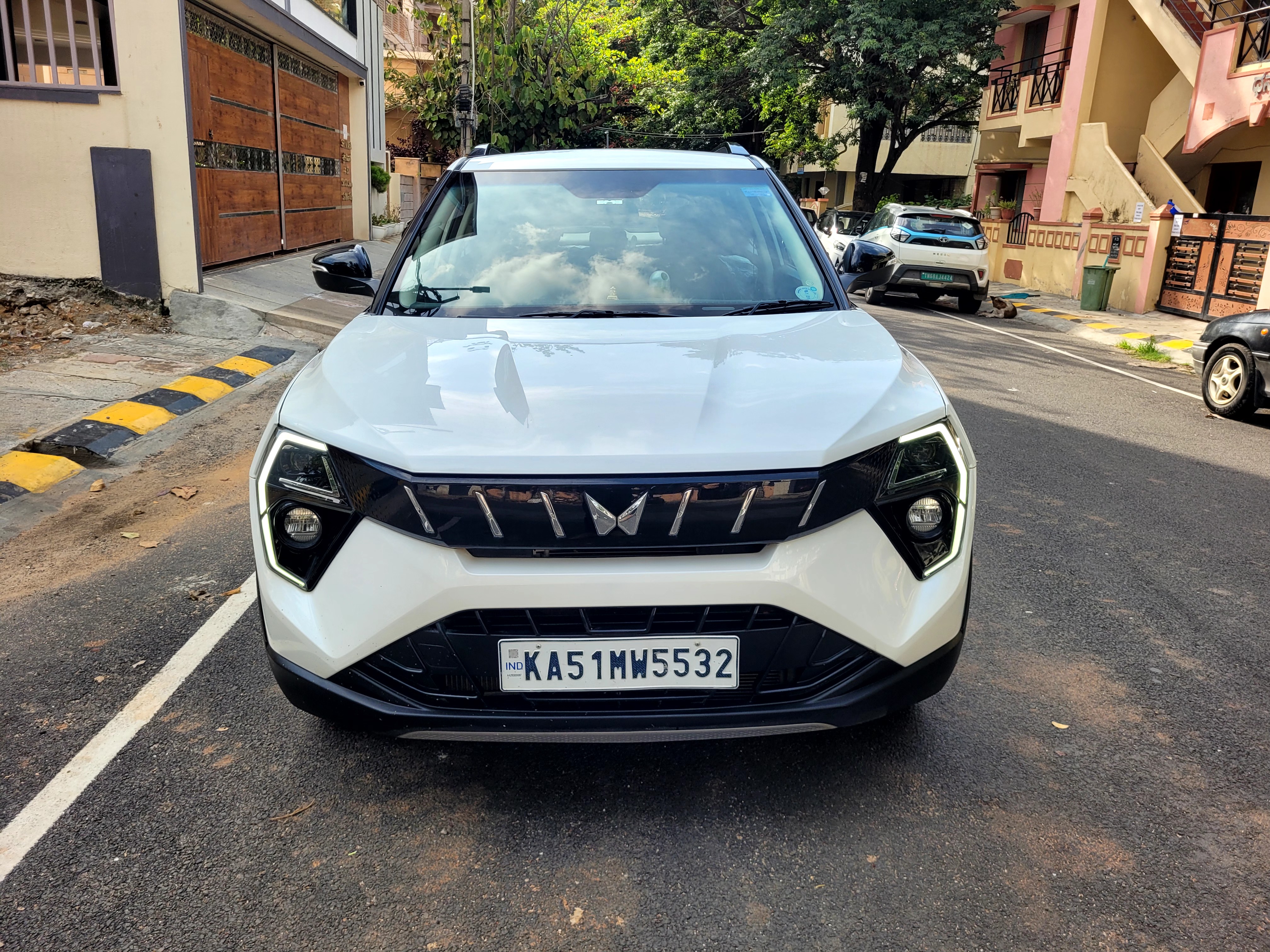 2024 Mahindra XUV 3XO AX5 1.2 L TCMPFi