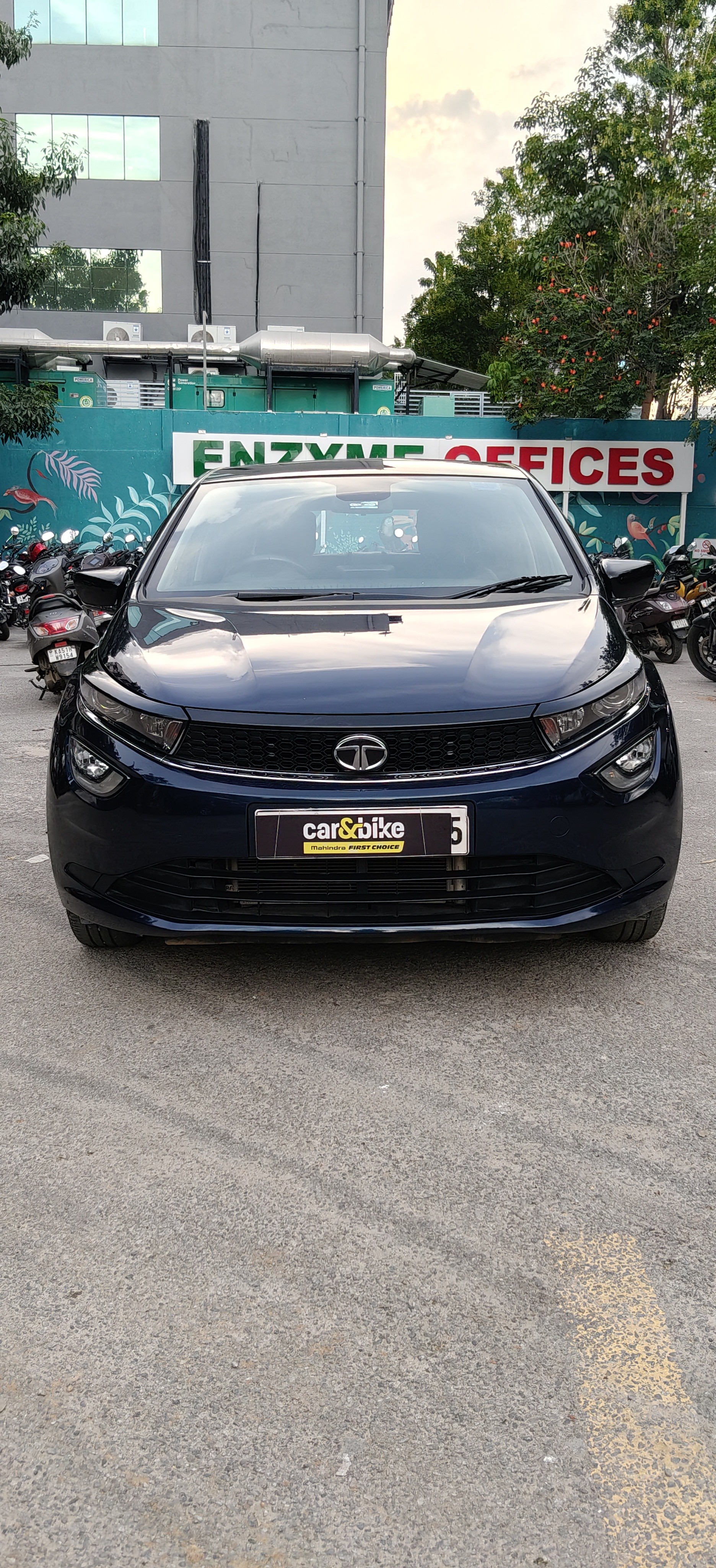 2023 Tata Altroz XZ Plus O (S) Petrol