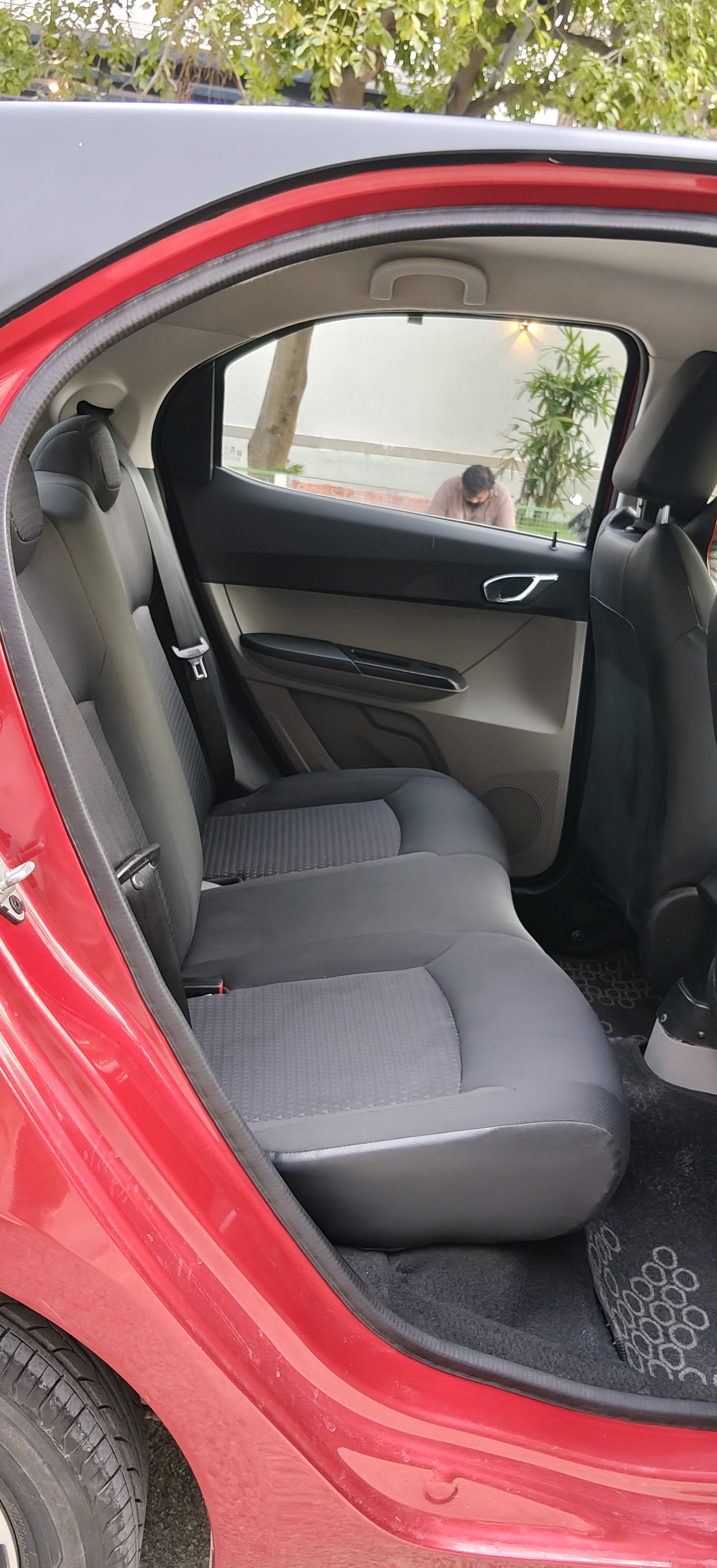 2019 Tata Tiago Revotron XZA AMT[2017-2022]