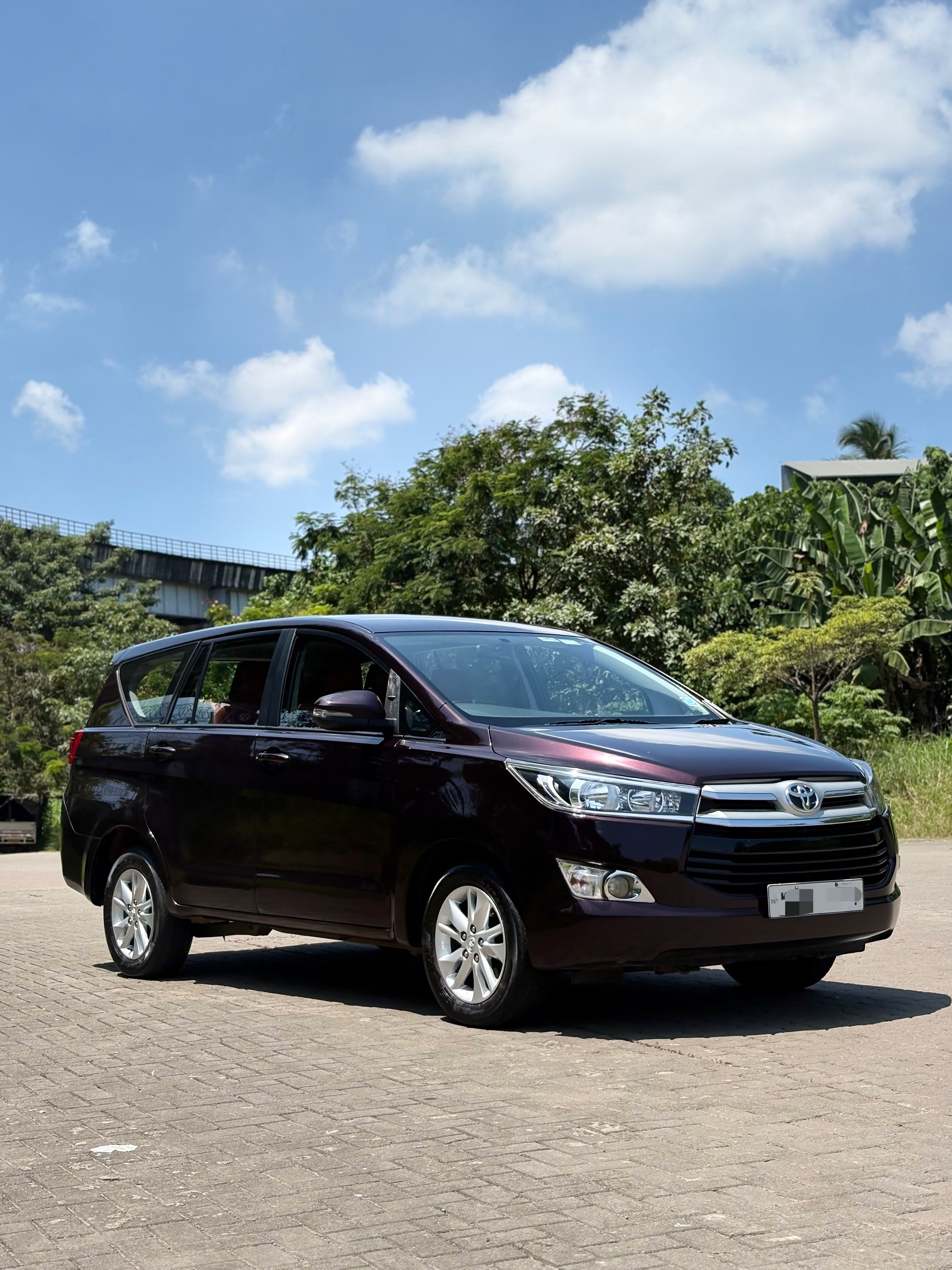 Used 2020 Toyota Innova Crysta